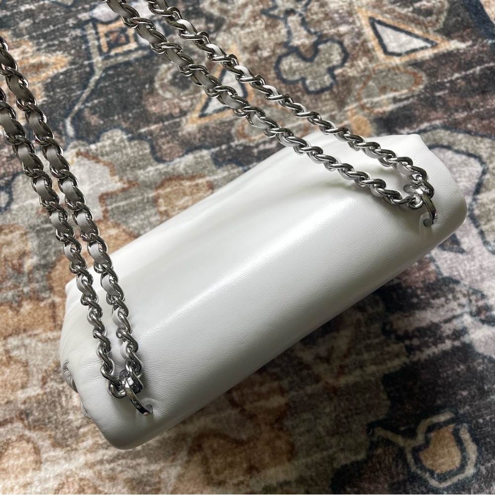 NWOT Tory Burch Britton Puffy Leather Optic White Silver Chain Shoulder Bag - Picture 6 of 16